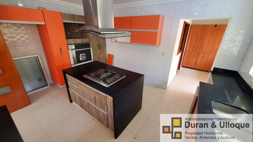Casa de 6 alcobas en venta en Conucos, Bucaramanga, 700 m² · foto 21 de 24
