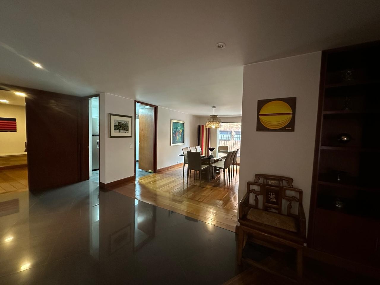 Apartamento en venta en Los Rosales, Bogotá · foto 3 de 20