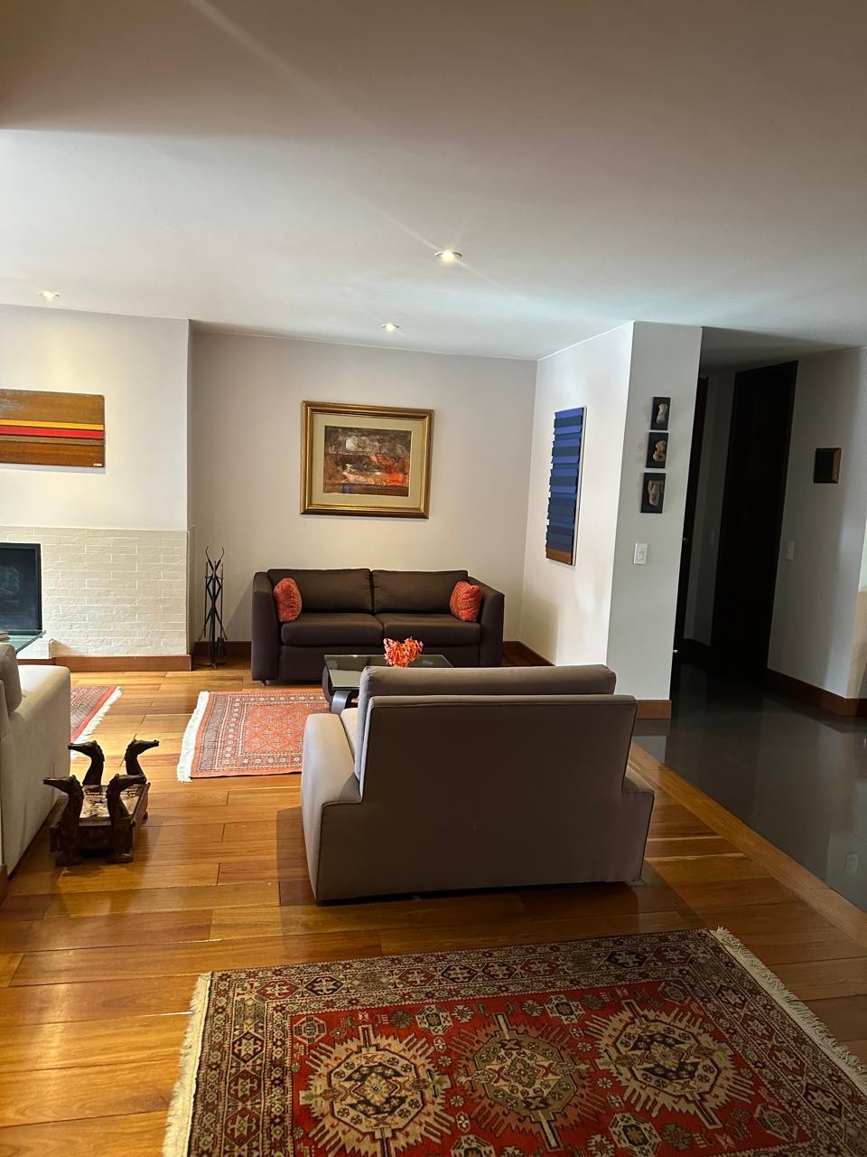 Apartamento en venta en Los Rosales, Bogotá · foto 8 de 20