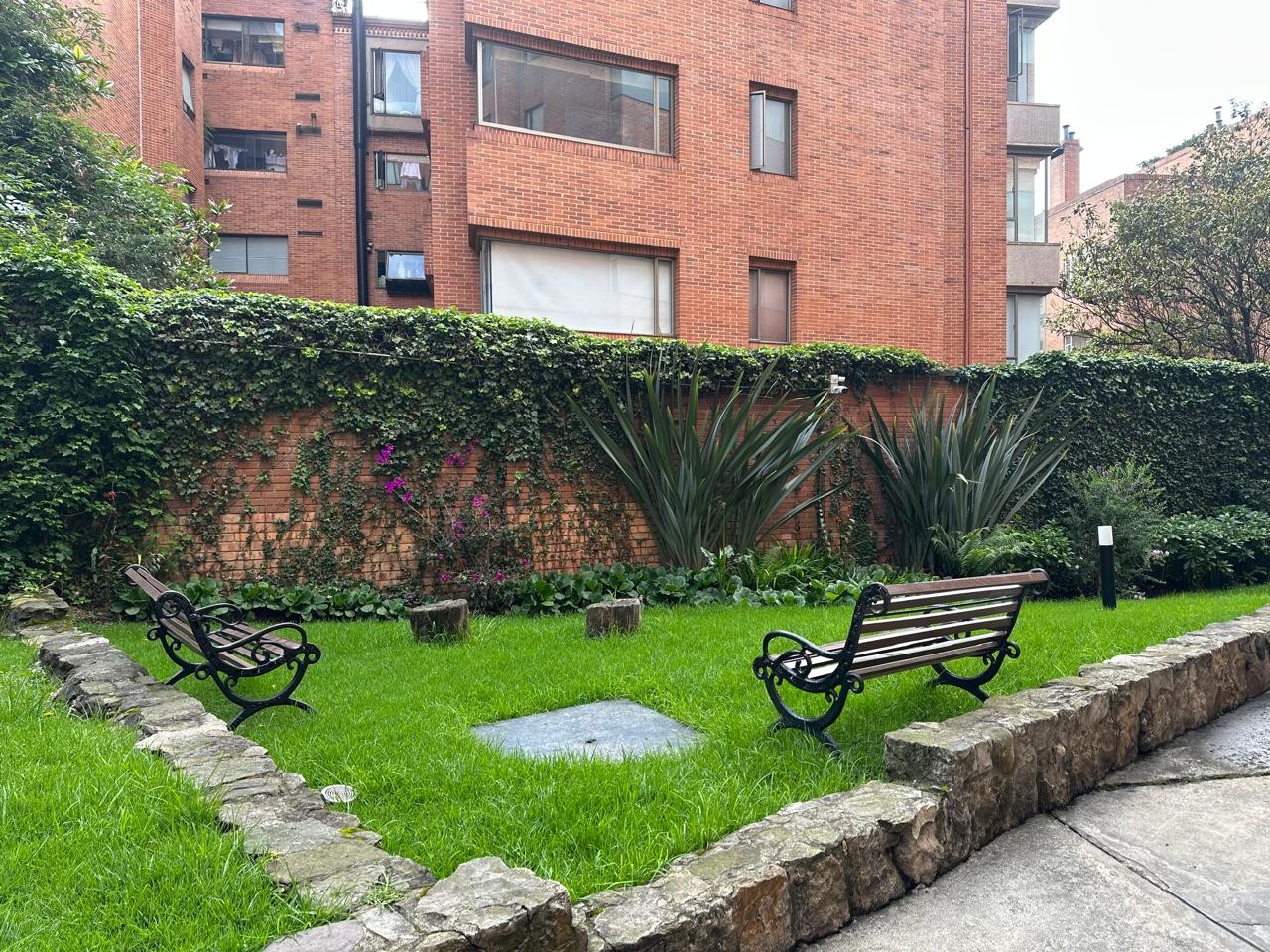 Apartamento en venta en Los Rosales, Bogotá · foto 17 de 20