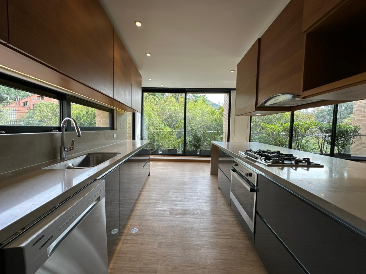 Apartamento en venta en Santa Barbara Alta, Bogotá · foto 9 de 16