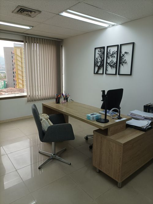 Oficina en arriendo en Manila, Medellín, 38 m² · foto 3 de 7
