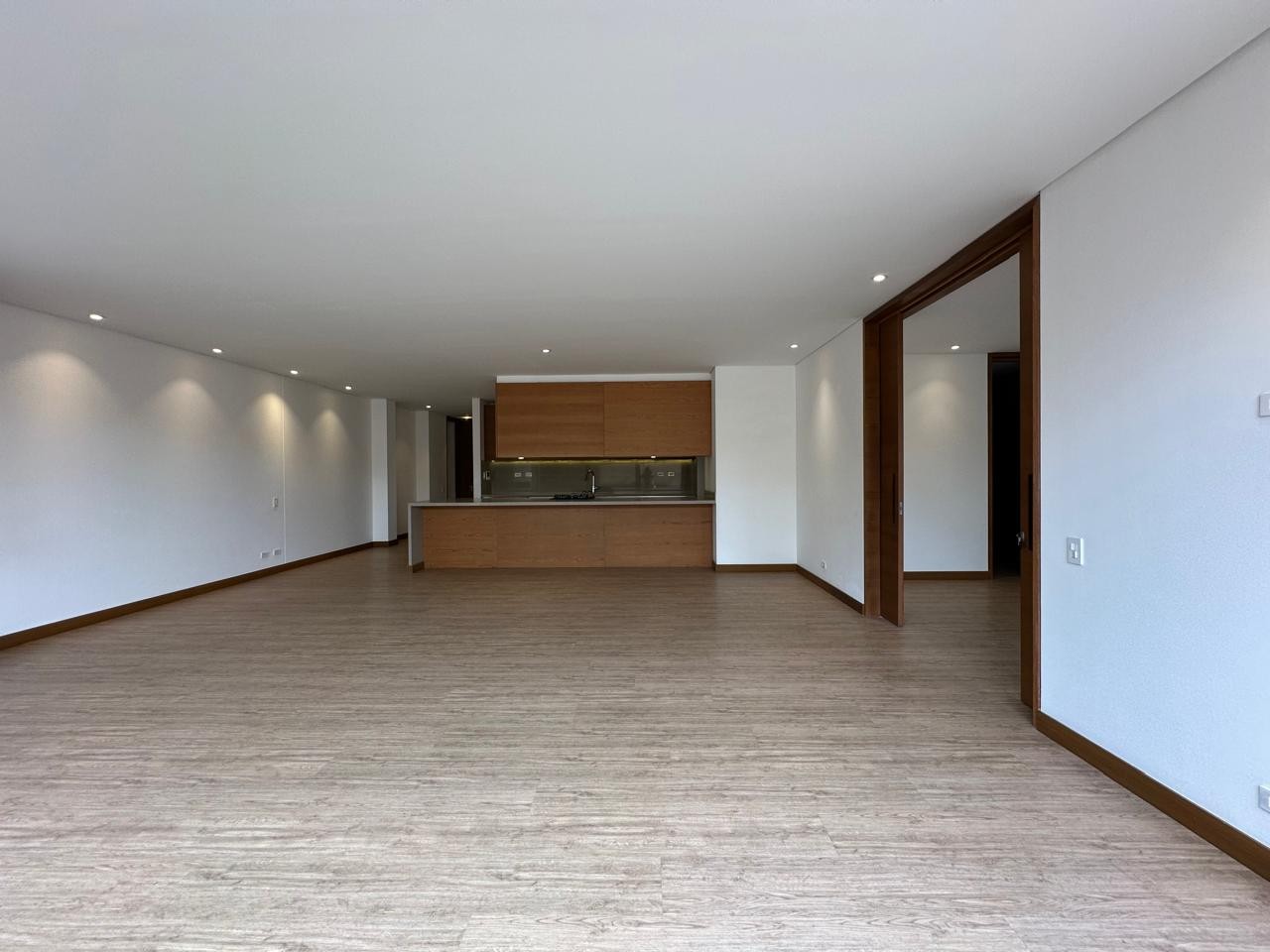 Apartamento en venta en Santa Barbara Alta, Bogotá · foto 4 de 15