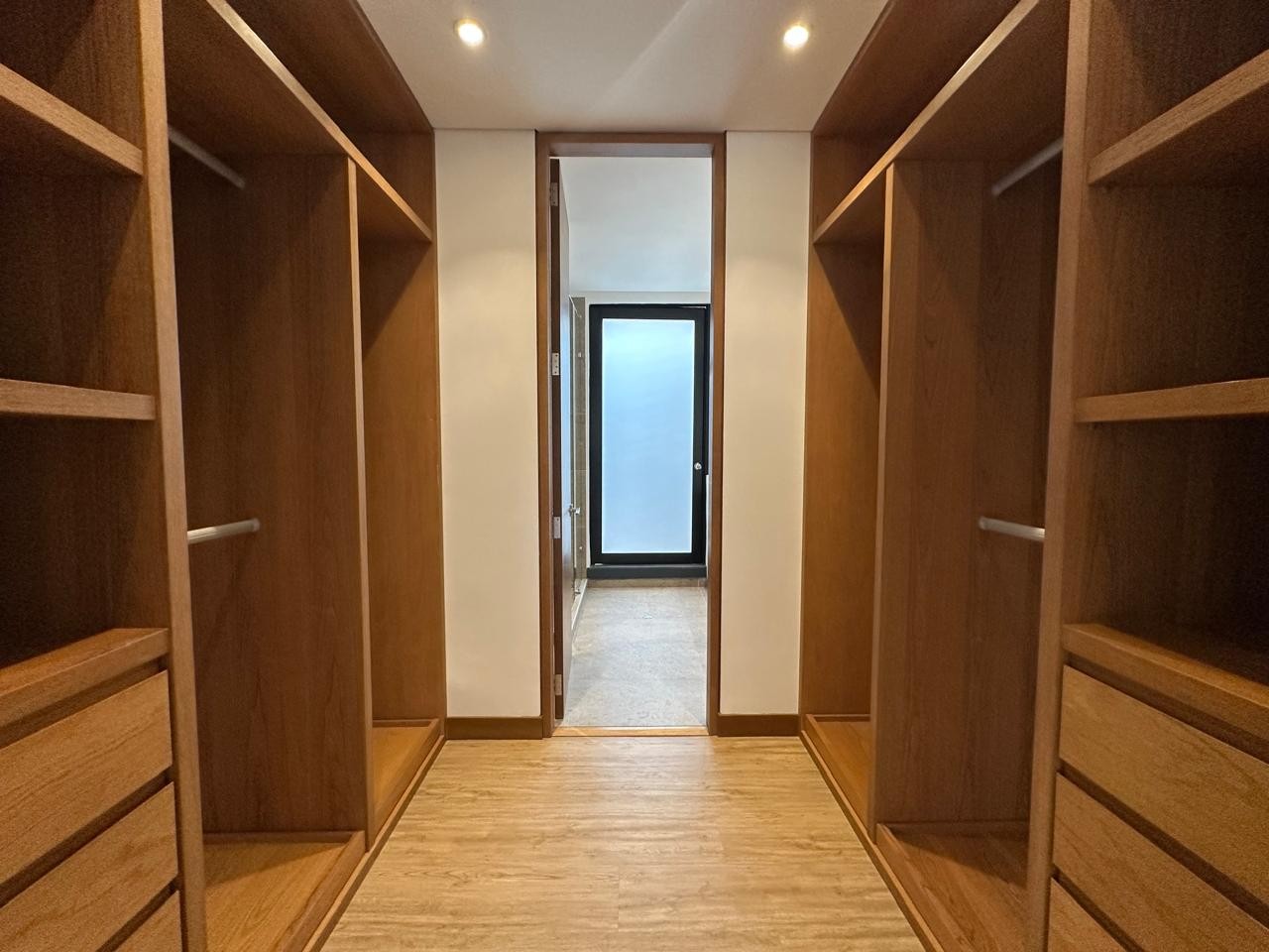 Apartamento en venta en Santa Barbara Alta, Bogotá · foto 7 de 15