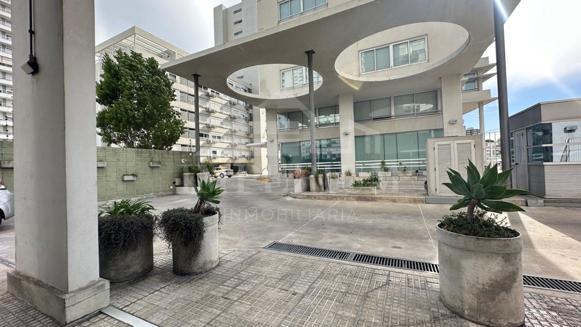 Venta Apartamento 3 Dormitorios en Malvin con Garage. E Tower Campiglia - Vista 2