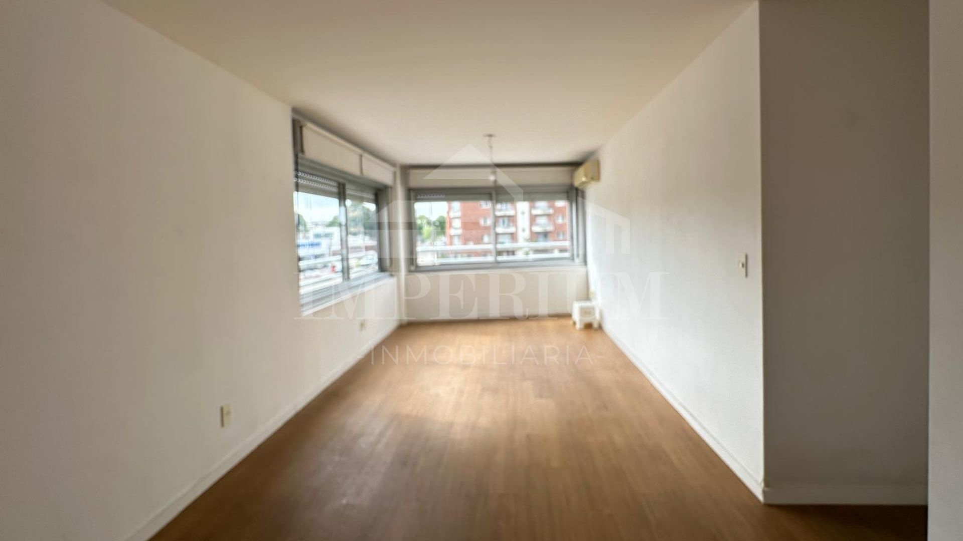 Venta Apartamento 3 Dormitorios en Malvin con Garage. E Tower Campiglia - Vista 4