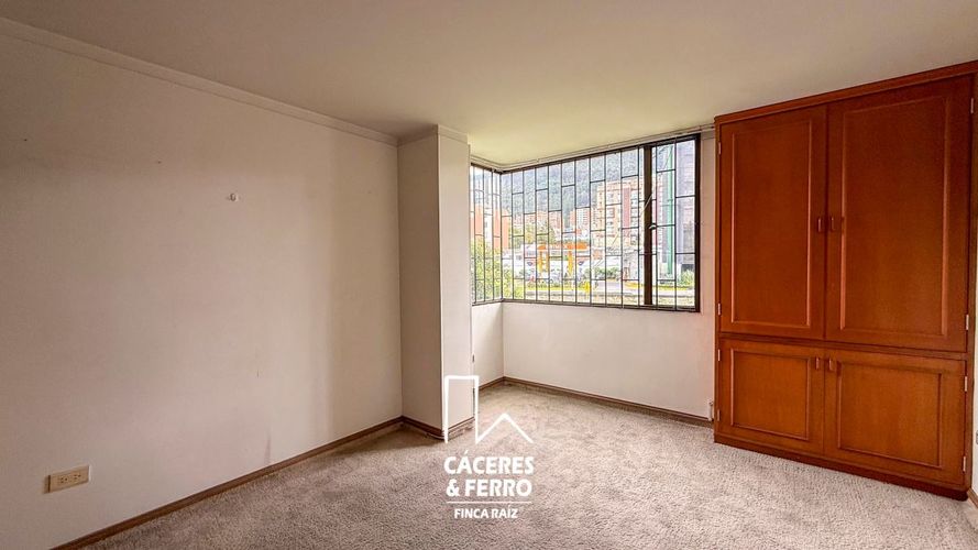Apartamento de 5 alcobas en venta en Santa Barbara, Bogotá, 157 m² · foto 7 de 13