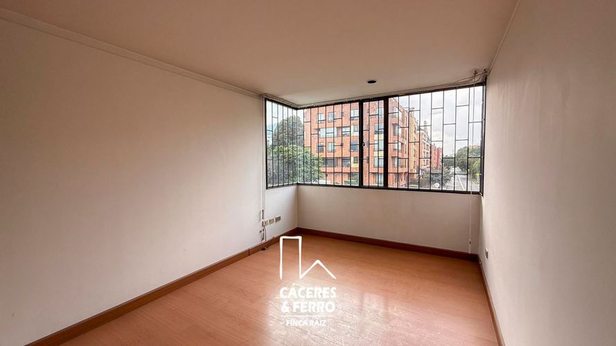 Apartamento de 5 alcobas en venta en Santa Barbara, Bogotá, 157 m² · foto 9 de 13
