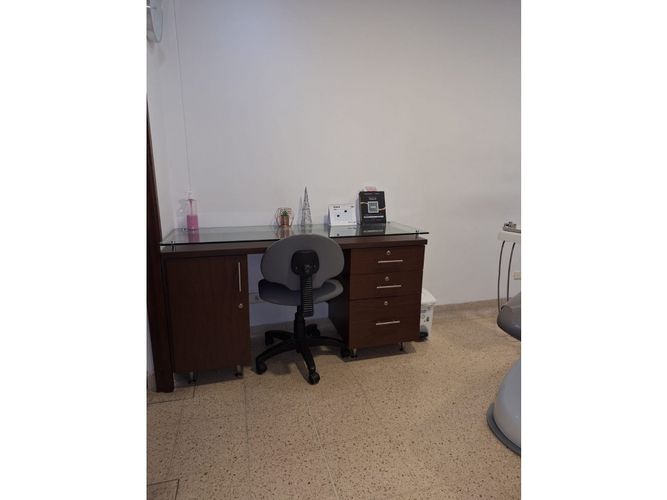 Local en arriendo en El Poblado, Medellín, 13 m² · foto 4 de 7