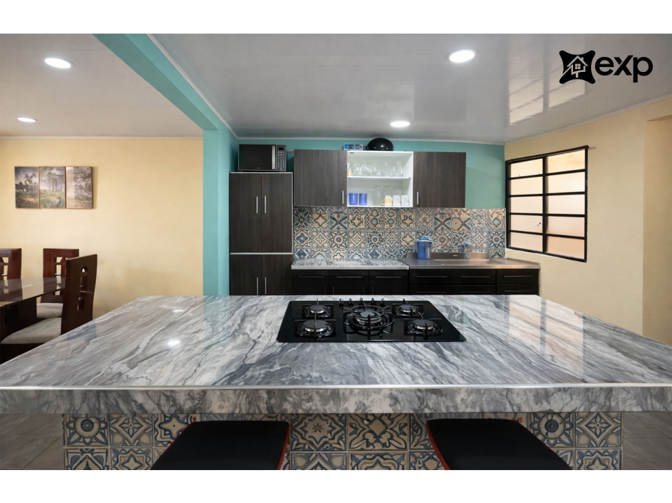 Casa en venta en Tuna Alta, Bogotá · foto 2 de 24