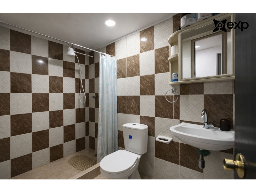 Casa en venta en Tuna Alta, Bogotá · foto 9 de 24
