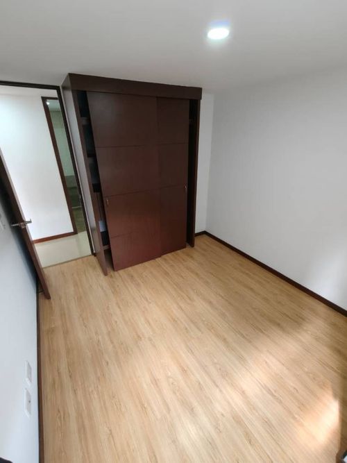 Apartamento de 3 alcobas en arriendo en Cumbres, Envigado, 75 m² · foto 10 de 18