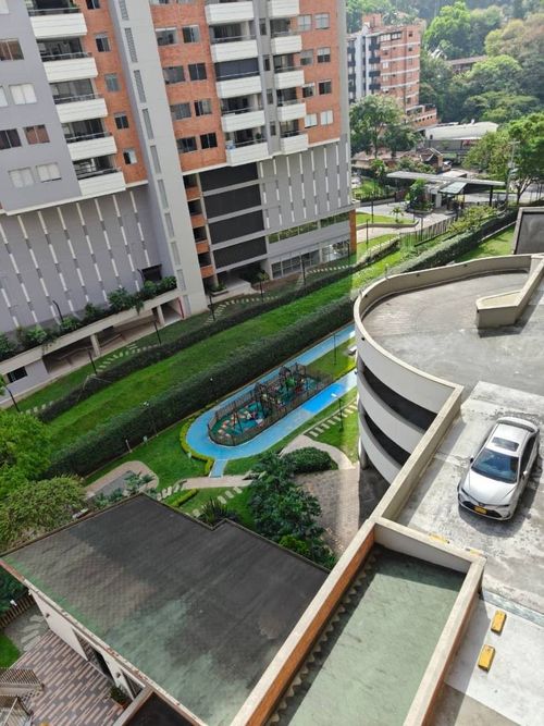 Apartamento de 3 alcobas en arriendo en Cumbres, Envigado, 75 m² · foto 18 de 18