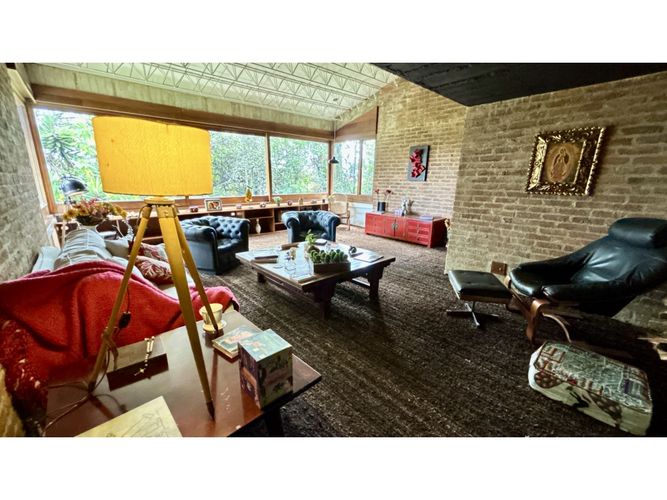 Casa de 4 alcobas en venta en Cerros De Suba, Bogotá, 422 m² · foto 2 de 24