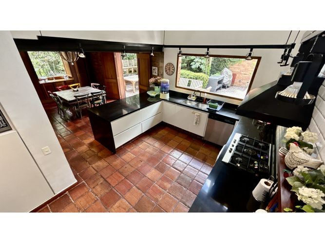 Casa de 4 alcobas en venta en Cerros De Suba, Bogotá, 422 m² · foto 11 de 24