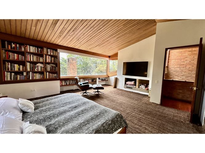 Casa de 4 alcobas en venta en Cerros De Suba, Bogotá, 422 m² · foto 18 de 24