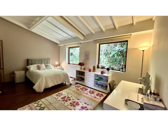 Casa de 4 alcobas en venta en Cerros De Suba, Bogotá, 422 m² · foto 23 de 24