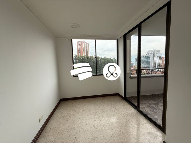 Apartamento de 3 alcobas en venta en Alejandría, Medellín, 127 m² · foto 4 de 14