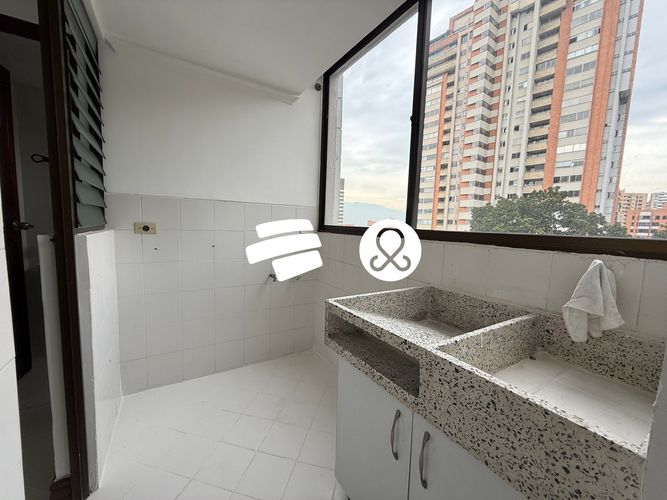 Apartamento de 3 alcobas en venta en Alejandría, Medellín, 127 m² · foto 8 de 14