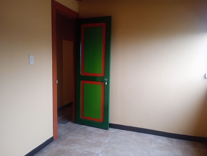 Casa de 7 alcobas en arriendo en Avenida Santander, Manizales, 170 m² · foto 9 de 14
