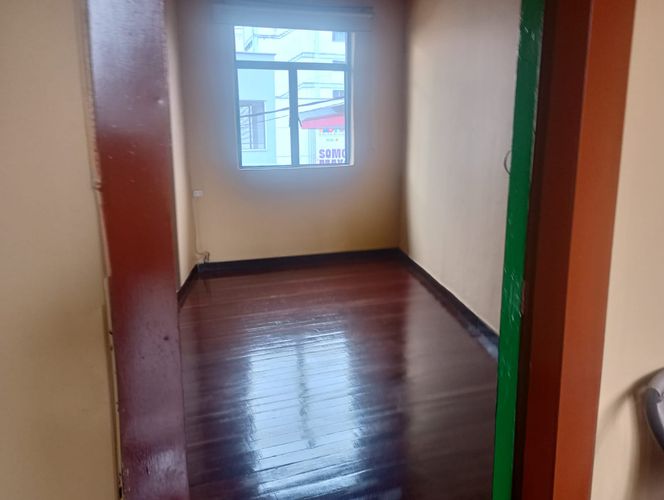 Casa de 7 alcobas en arriendo en Avenida Santander, Manizales, 170 m² · foto 8 de 14