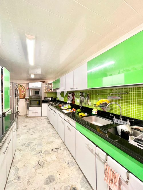 Apartamento de 4 alcobas en venta en El Nogal, Bogotá, 272 m² · foto 6 de 17