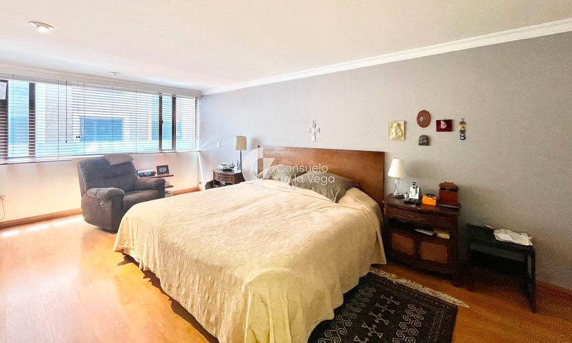 Apartamento de 4 alcobas en venta en El Nogal, Bogotá, 272 m² · foto 8 de 17