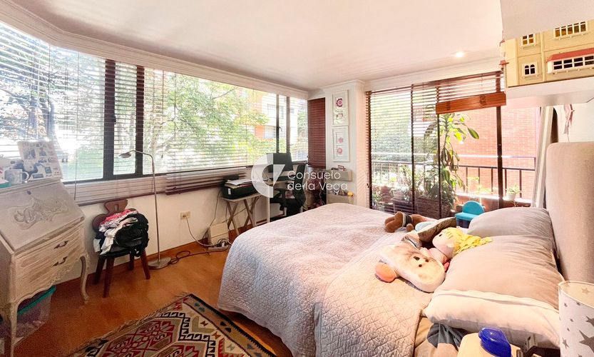 Apartamento de 4 alcobas en venta en El Nogal, Bogotá, 272 m² · foto 15 de 17
