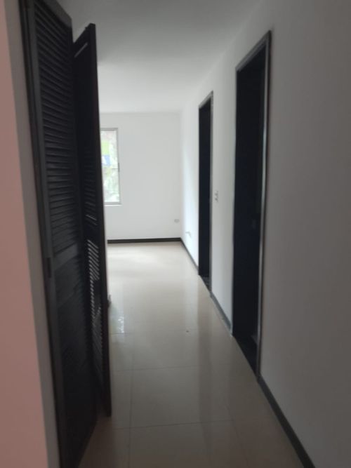 Casa de 4 alcobas en venta en El Castillo, Jamundí, 200 m² · foto 10 de 24