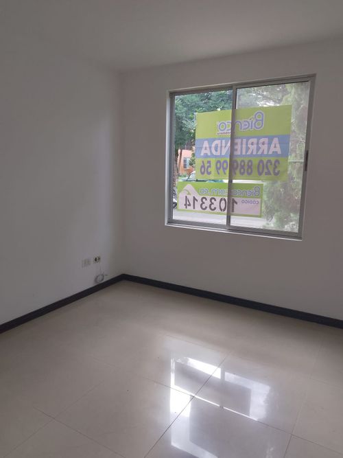 Casa de 4 alcobas en venta en El Castillo, Jamundí, 200 m² · foto 13 de 24