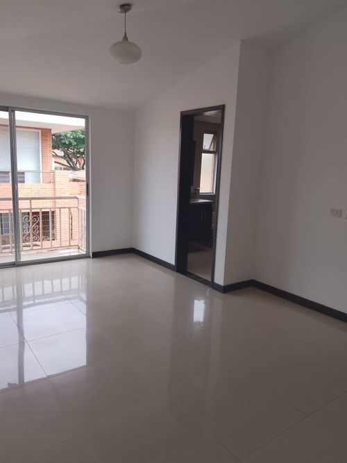 Casa de 4 alcobas en venta en El Castillo, Jamundí, 200 m² · foto 16 de 24