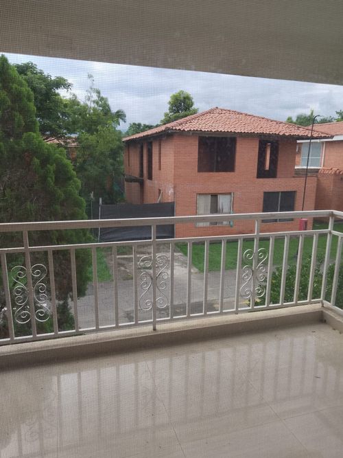 Casa de 4 alcobas en venta en El Castillo, Jamundí, 200 m² · foto 21 de 24