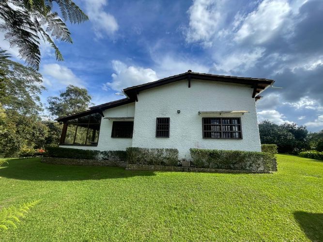 Casa de 4 alcobas en venta en La Ceja, 12 m² · foto 5 de 24