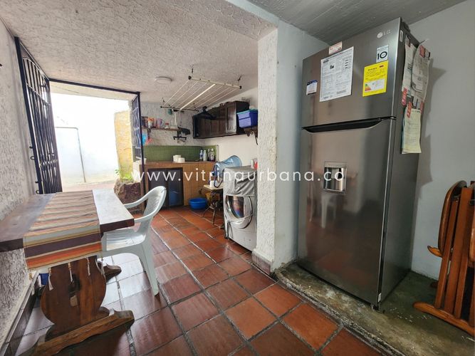 Casa de 6 alcobas en venta en Sotomayor, Bucaramanga, 303 m² · foto 18 de 24