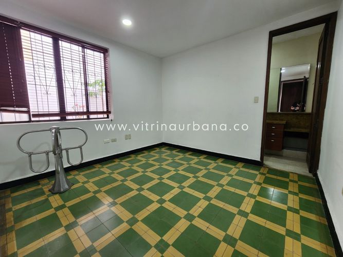 Casa de 6 alcobas en venta en Sotomayor, Bucaramanga, 303 m² · foto 7 de 24