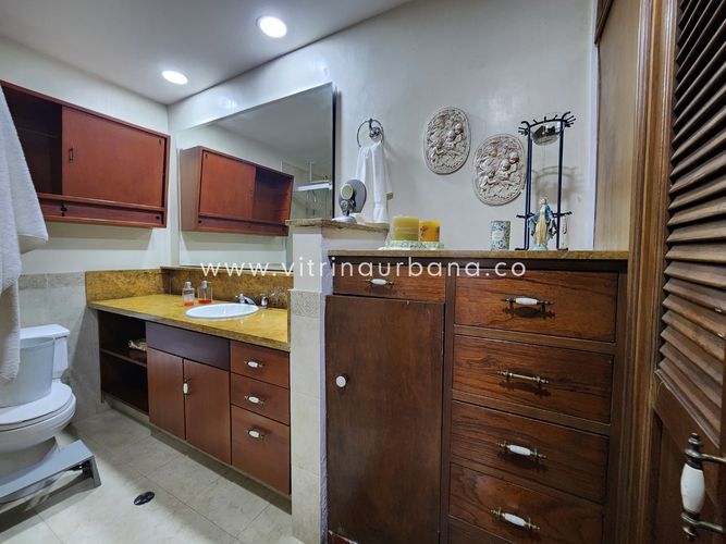 Casa de 6 alcobas en venta en Sotomayor, Bucaramanga, 303 m² · foto 5 de 24