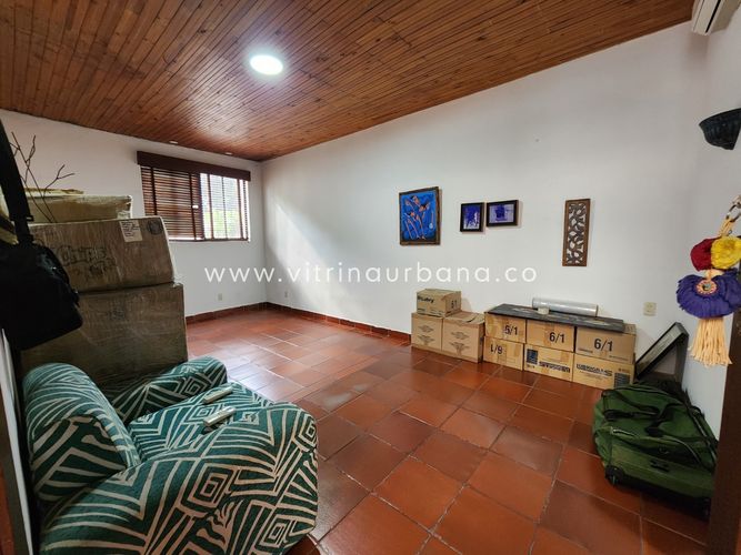 Casa de 6 alcobas en venta en Sotomayor, Bucaramanga, 303 m² · foto 4 de 24