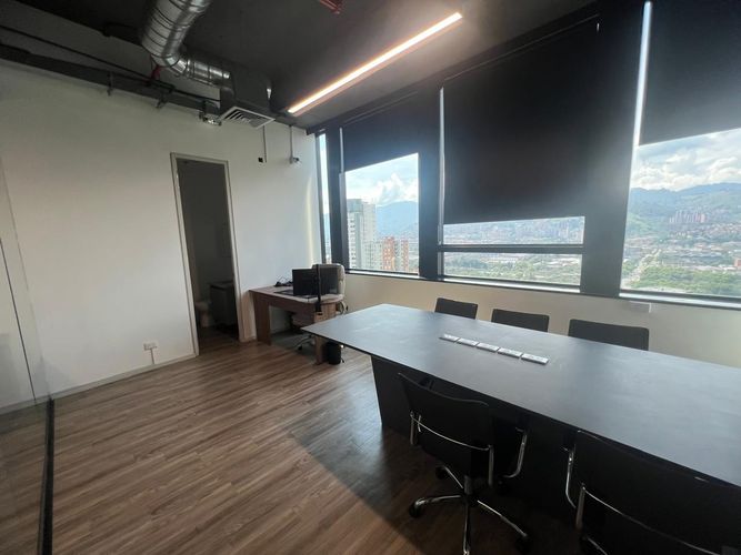 Oficina en arriendo en El Poblado, Medellín, 60 m² · foto 4 de 15