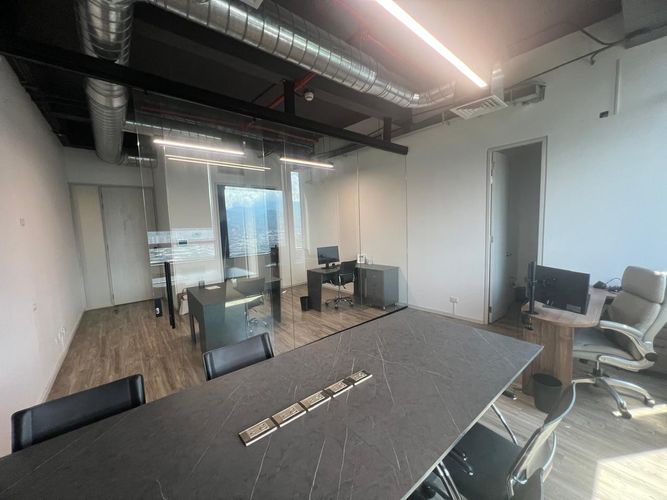 Oficina en arriendo en El Poblado, Medellín, 60 m² · foto 6 de 15
