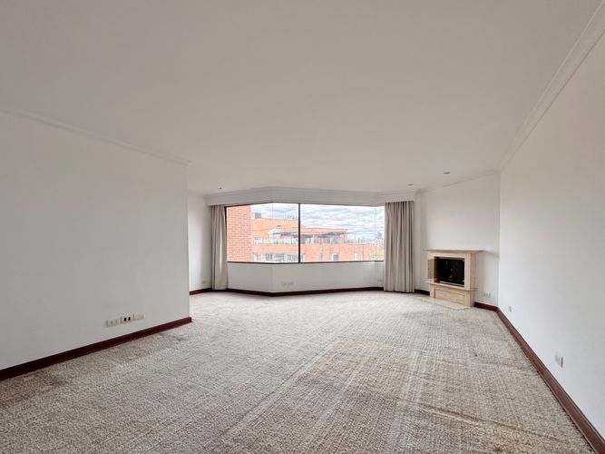 Apartamento de 3 alcobas en arriendo en La Cabrera, Bogotá, 320 m² · foto 19 de 21