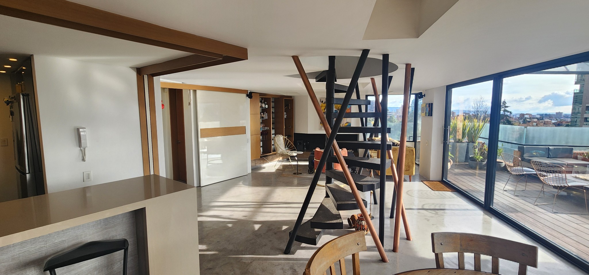 Apartamento en venta en El Refugio, Bogotá · foto 3 de 18