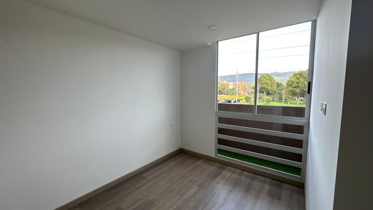 Apartamento en venta en Alcala, Bogotá · foto 8 de 12