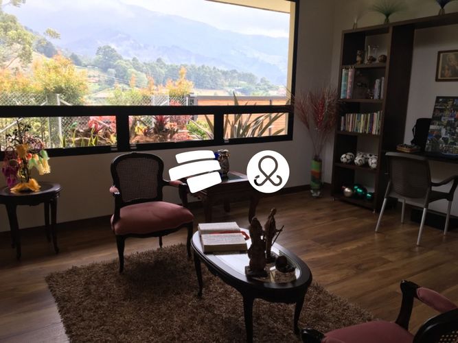 Casa de 3 alcobas en venta en Zona Centro, Envigado, 1707 m² · foto 6 de 24