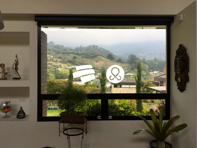 Casa de 3 alcobas en venta en Zona Centro, Envigado, 1707 m² · foto 13 de 24