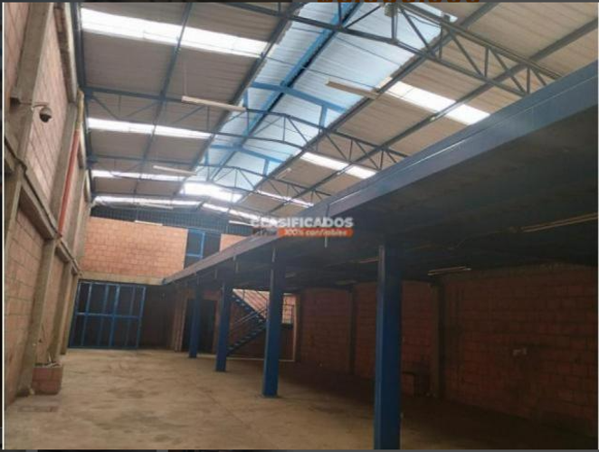 Bodega en arriendo en Santander, Cali, 749 m² · foto 4 de 24