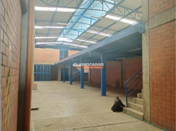 Bodega en arriendo en Santander, Cali, 749 m² · foto 13 de 24