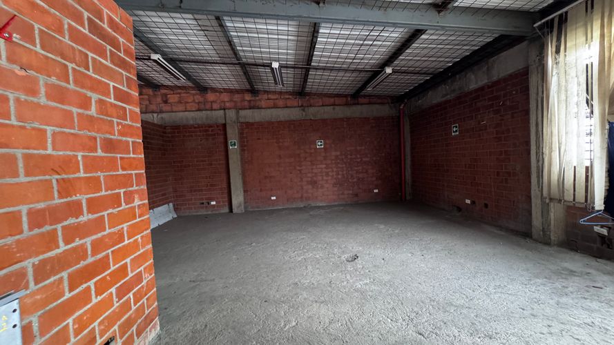 Bodega en arriendo en Santander, Cali, 749 m² · foto 21 de 24