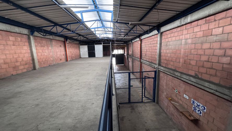 Bodega en arriendo en Santander, Cali, 749 m² · foto 23 de 24