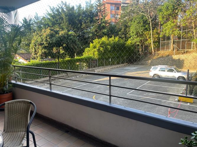 Apartamento de 3 alcobas en venta en La Florida, Medellín, 111 m² · foto 5 de 15