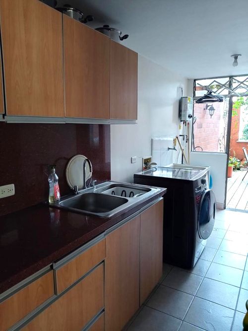 Apartamento de 3 alcobas en venta en La Florida, Medellín, 111 m² · foto 6 de 15